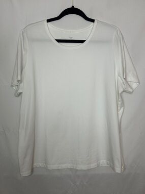 CJ Banks Solid White T-Shirt